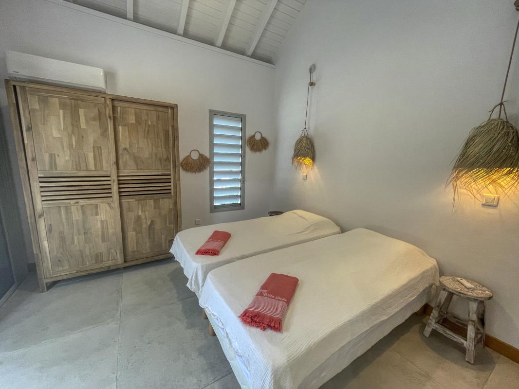 26.Location villa piscine vue mer Saint François Guadeloupe_Chambre 2